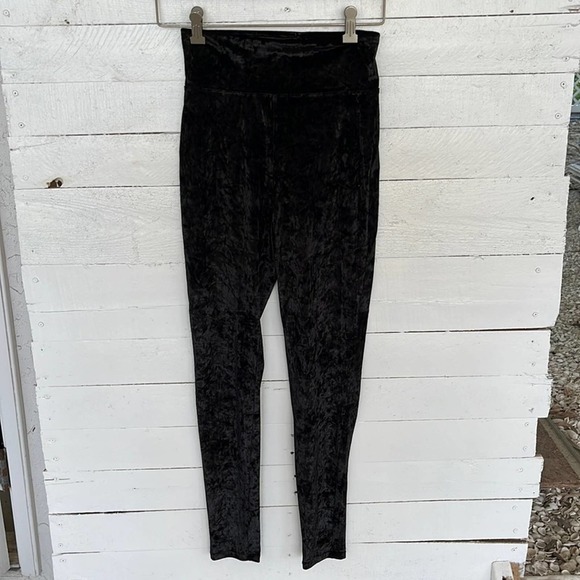 Express Pants - Express Crushed Velvet Leggings.  Size S